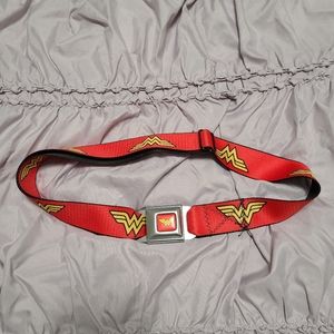 Wonder Woman novelty buckle belt